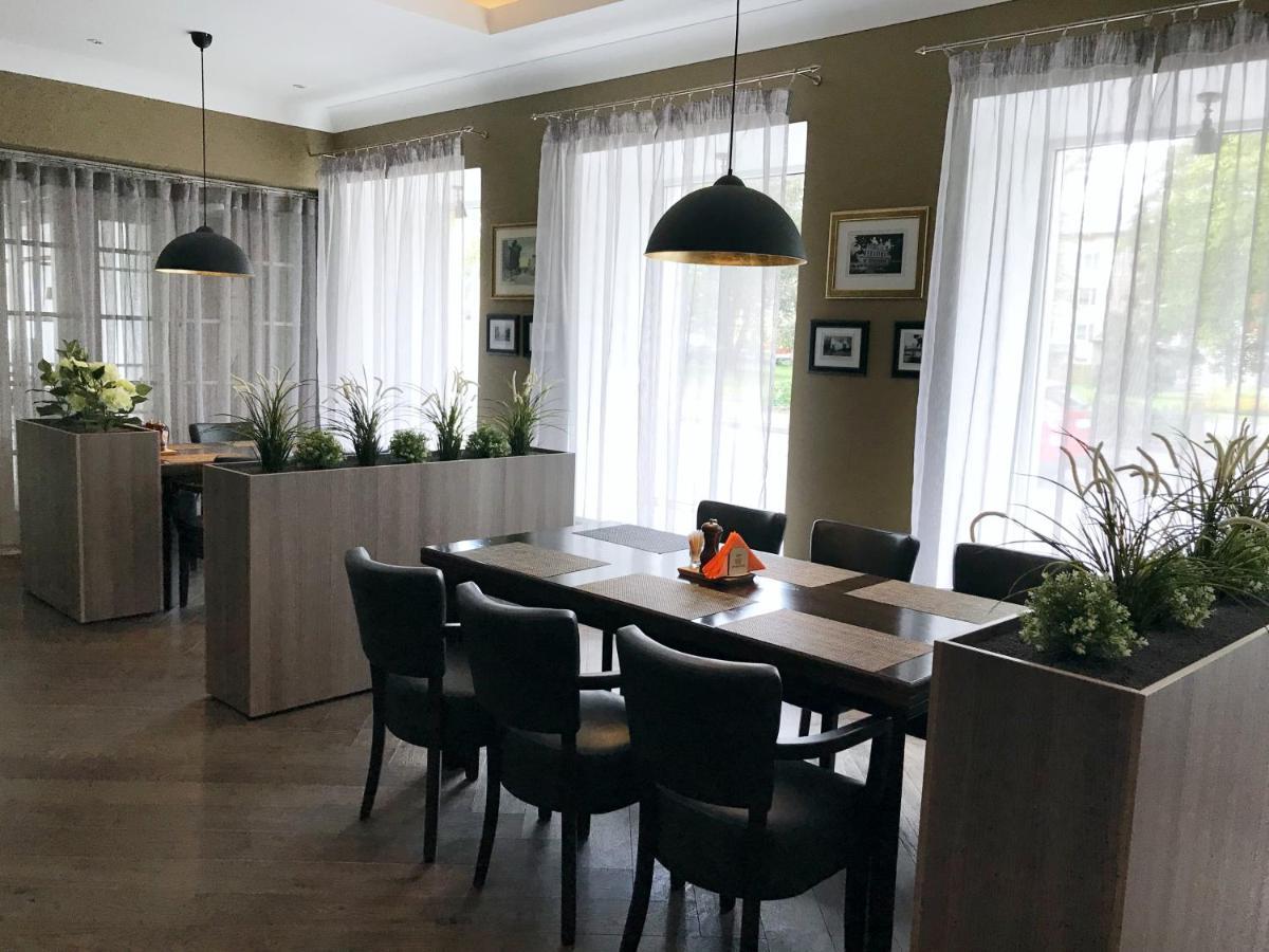 Villa Wesenbergh Раквере Екстериор снимка